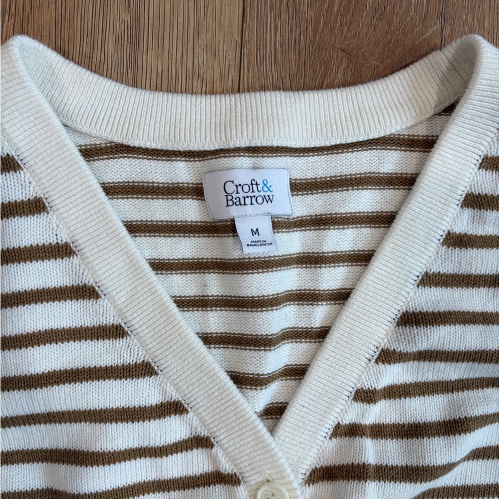 Croft & Barrow Striped Sweater Vest Women’s Medium Cream Brown Button Front Knit - Picture 4 of 7